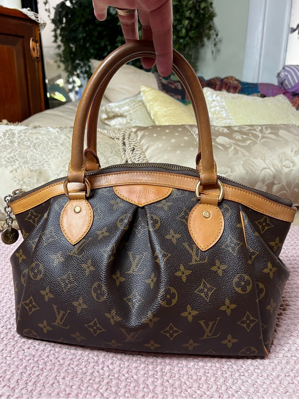 Louis Vuitton Tivoli PM Monogram Canvas Satchel Handbag w/ Dust Bag